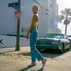 WOMEN'S KINETIC™ IMPACT STRAP SNEAKER